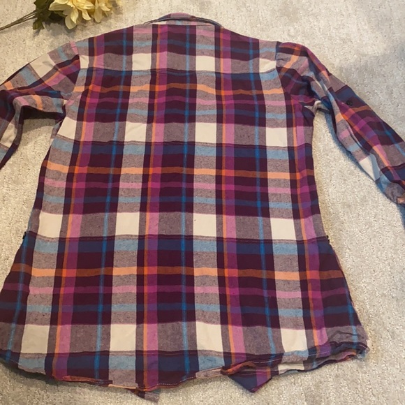 Fun button down - Picture 7 of 7